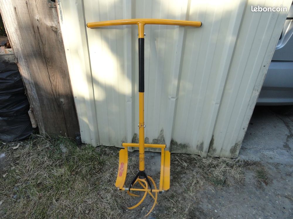 Appareil pour retourner la terre 50 Montauban (82)