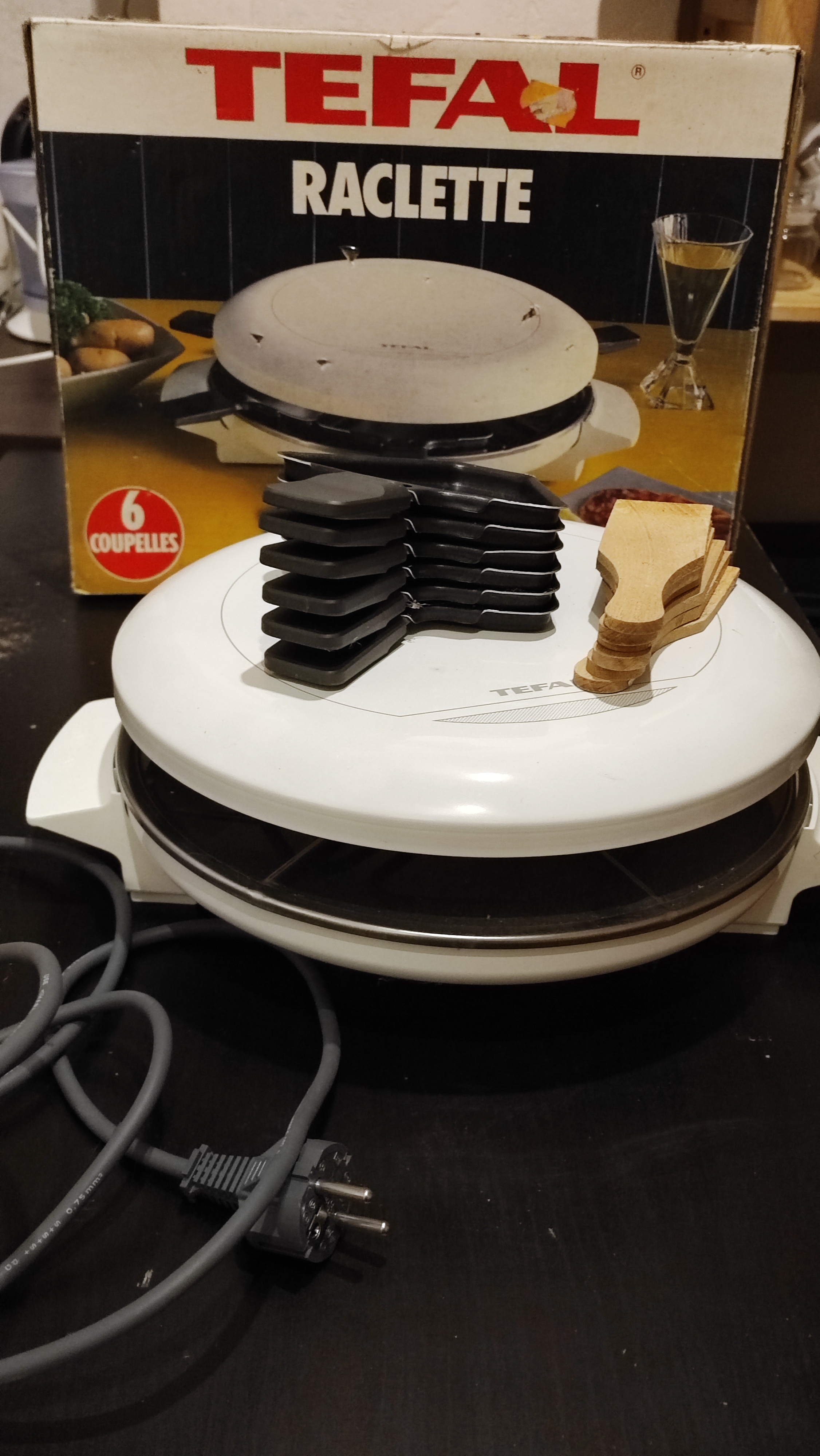 Appareil a raclette 13 Herserange (54)