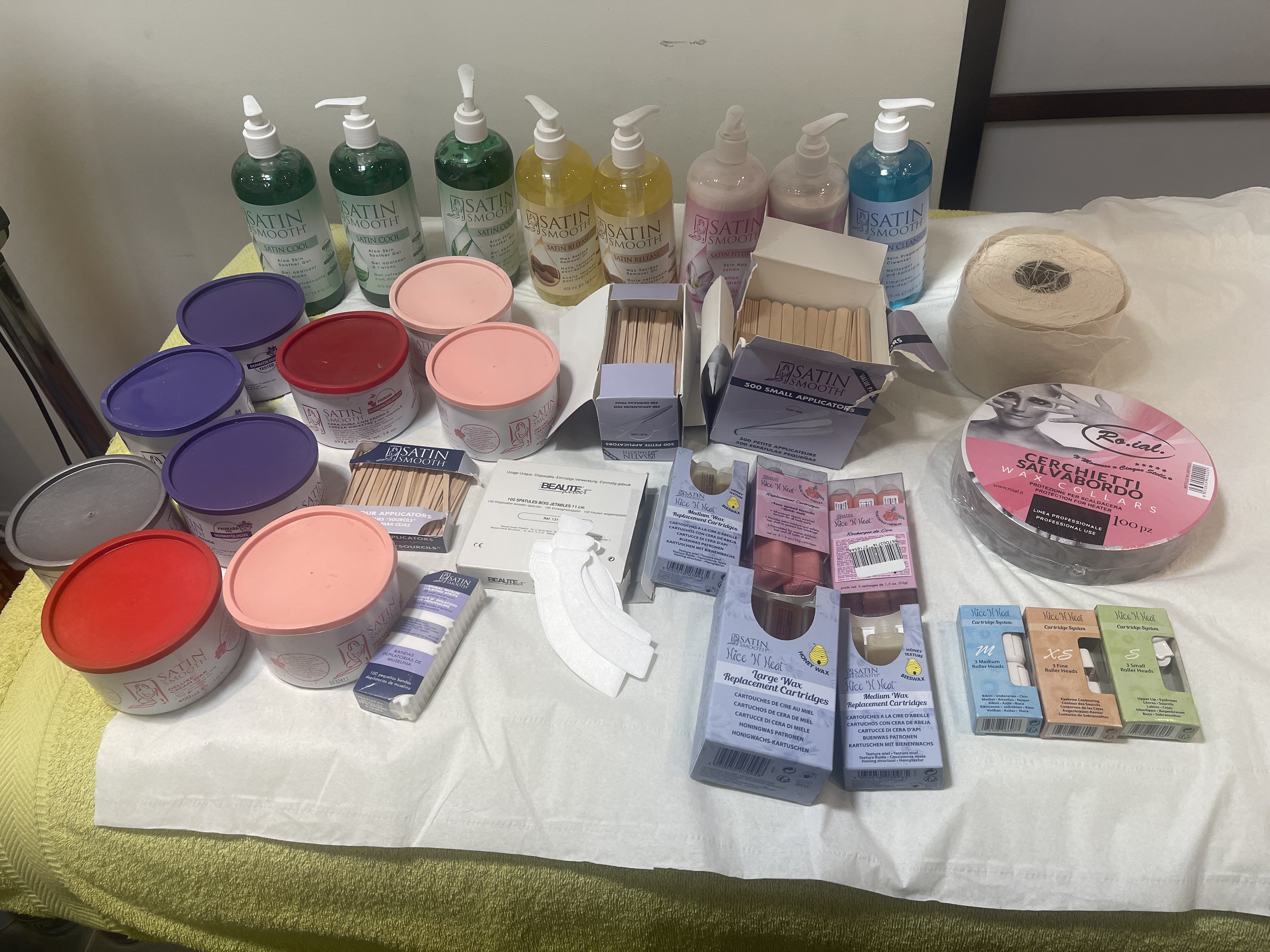 4 appareils de cire + chariot +le lot des cires SATIN SMOOTH 350 Cannes (06)