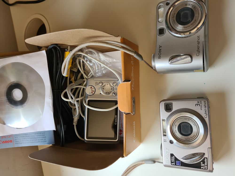 3 Appareils photos 40 La Noue (51)