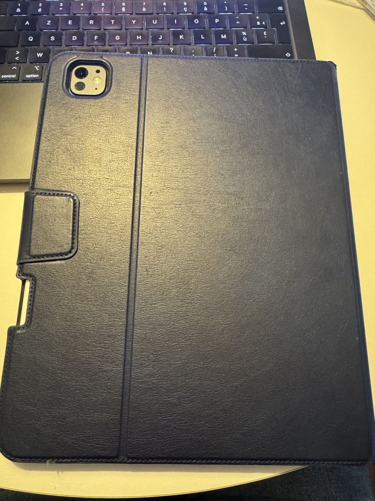 Apple iPad Pro 13  (M4) verre nano-textur�, 1 To de stockage 1800 Paris 17 (75)