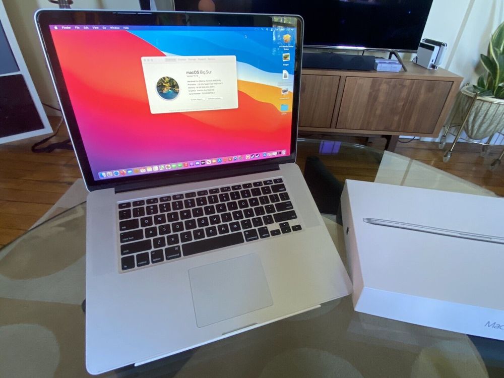 Apple MacBook Pro 15,4?? 350 Paris 11 (75)