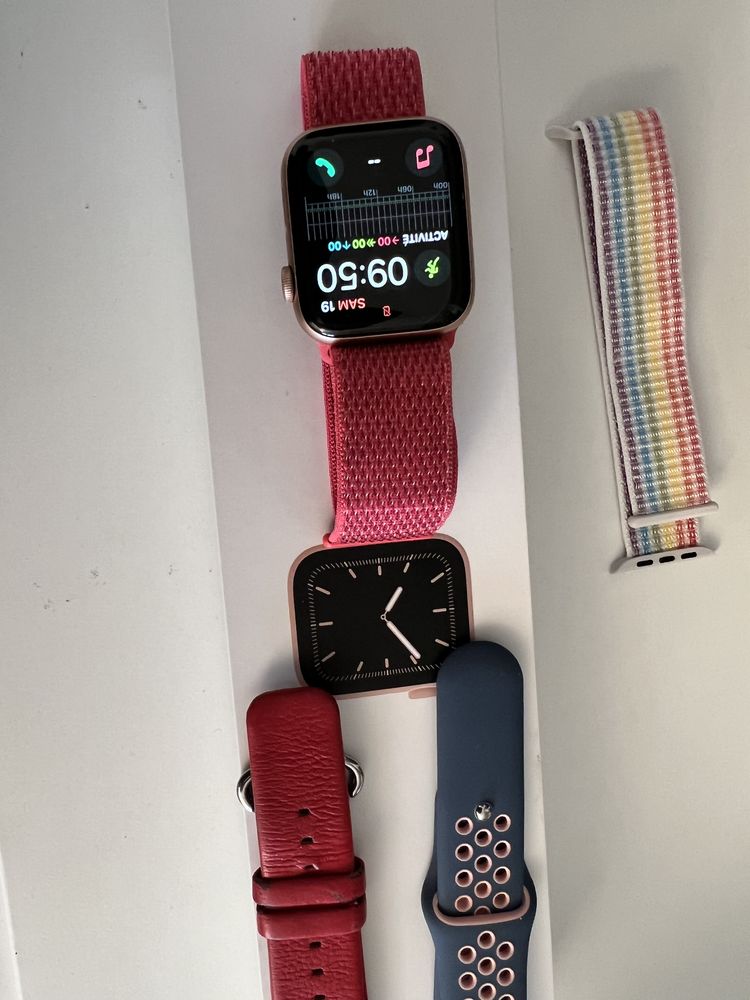 Apple Watch s�rie 5 gps cellulaire 270 Fontainebleau (77)