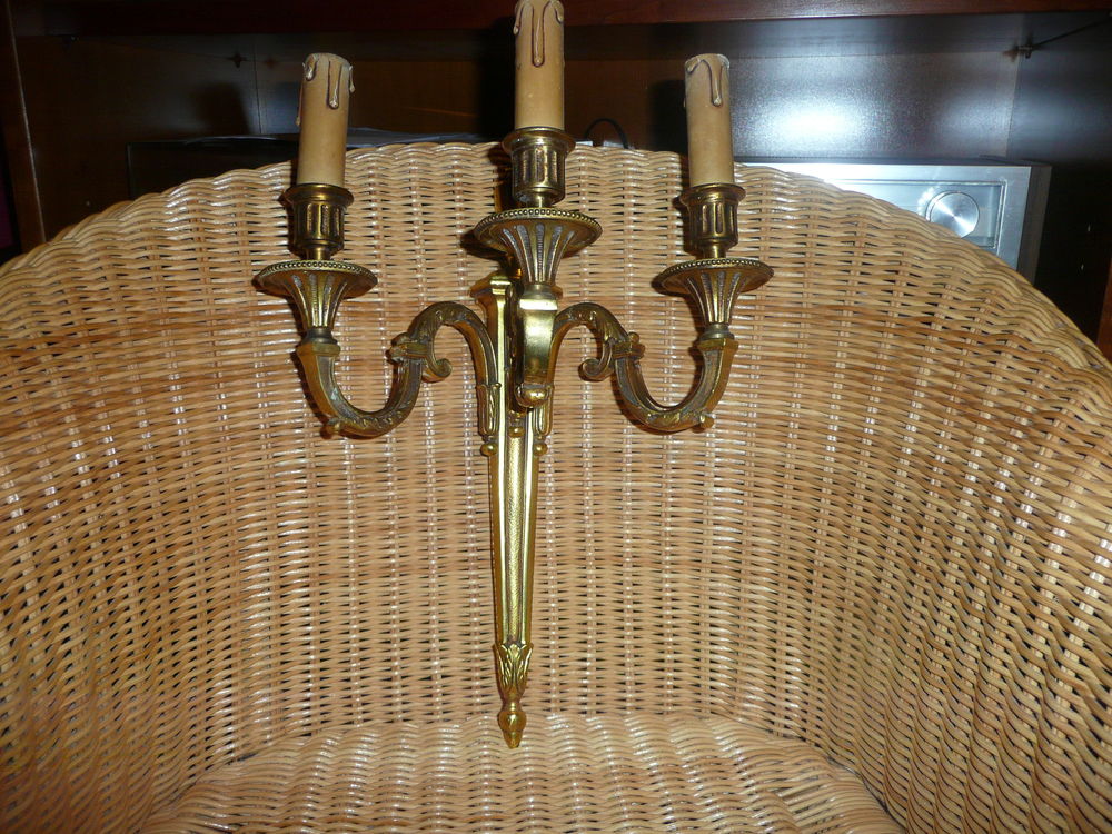 applique 3 branches en bronze 0 Toulouges (66)