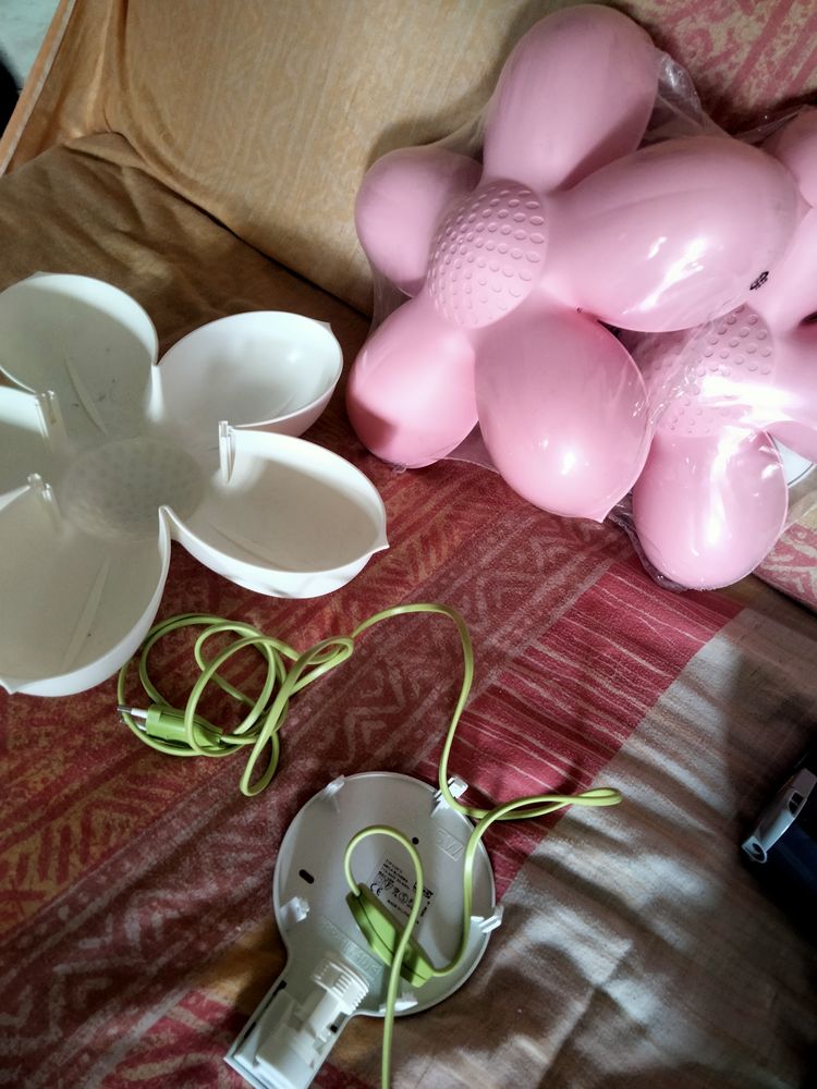 Applique chambre fille 20 La Celle-Saint-Cyr (89)