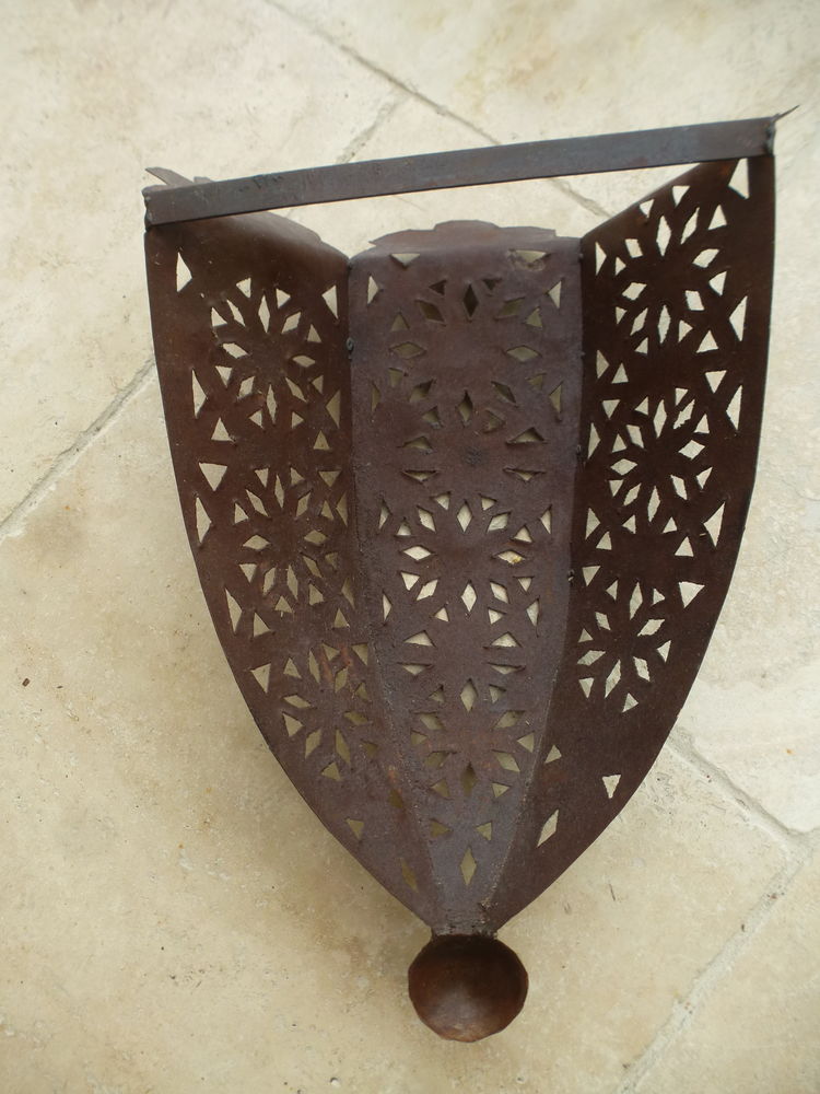 APPLIQUE MURALE FER 35X26 20 Aix-en-Provence (13)