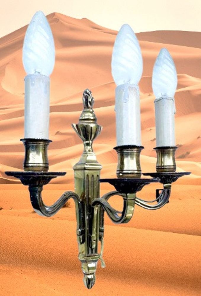 Applique murale ancienne dor�e, en bronze, style ancien, en 58 Paris 16 (75)