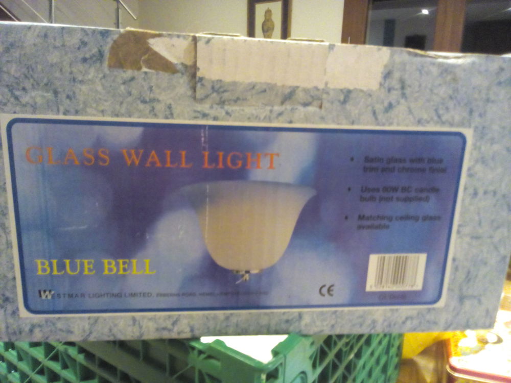 Applique murale petit prix =============== 12 Saint-Genis-Pouilly (01)