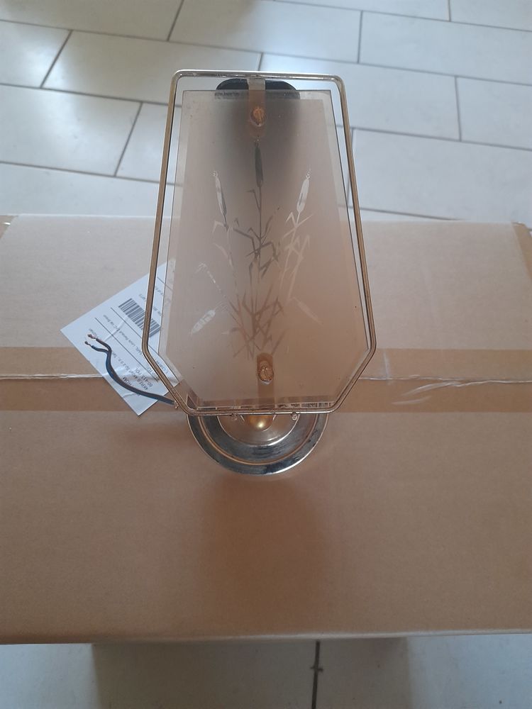 APPLIQUE MURALE 20 Outreau (62)