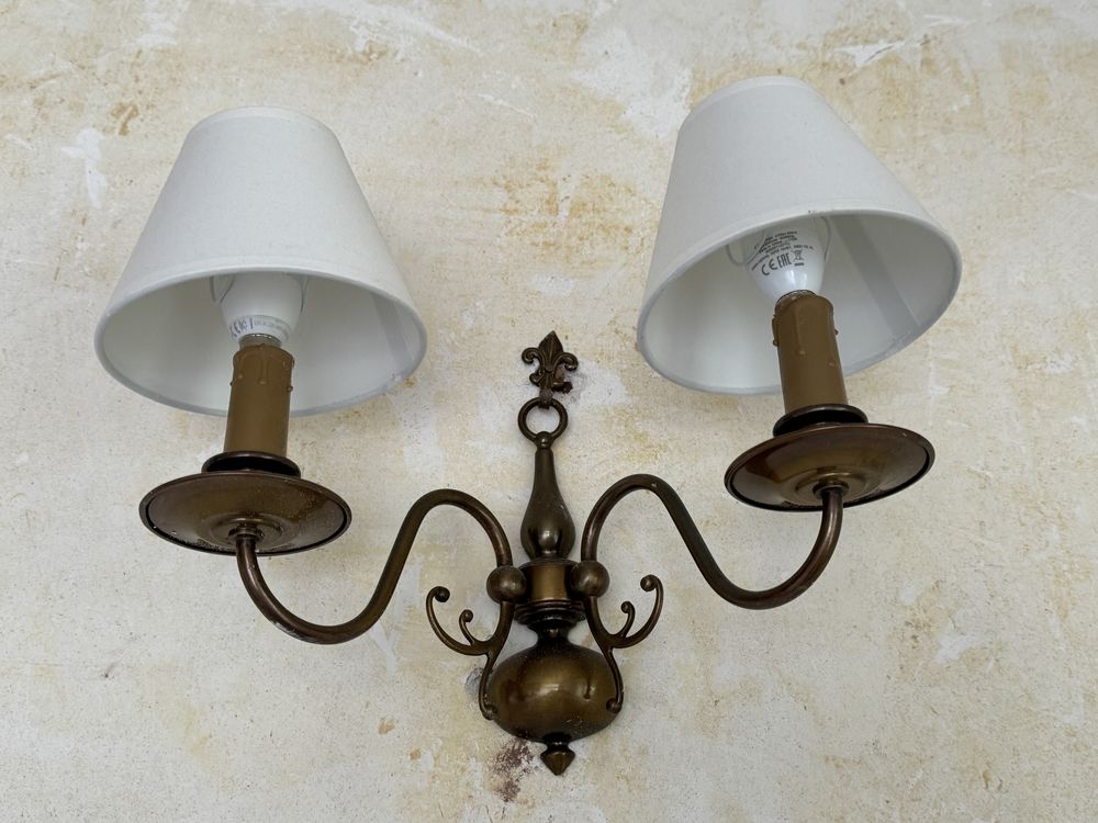 2 appliques en bronze 
40 Barcelonnette (04)