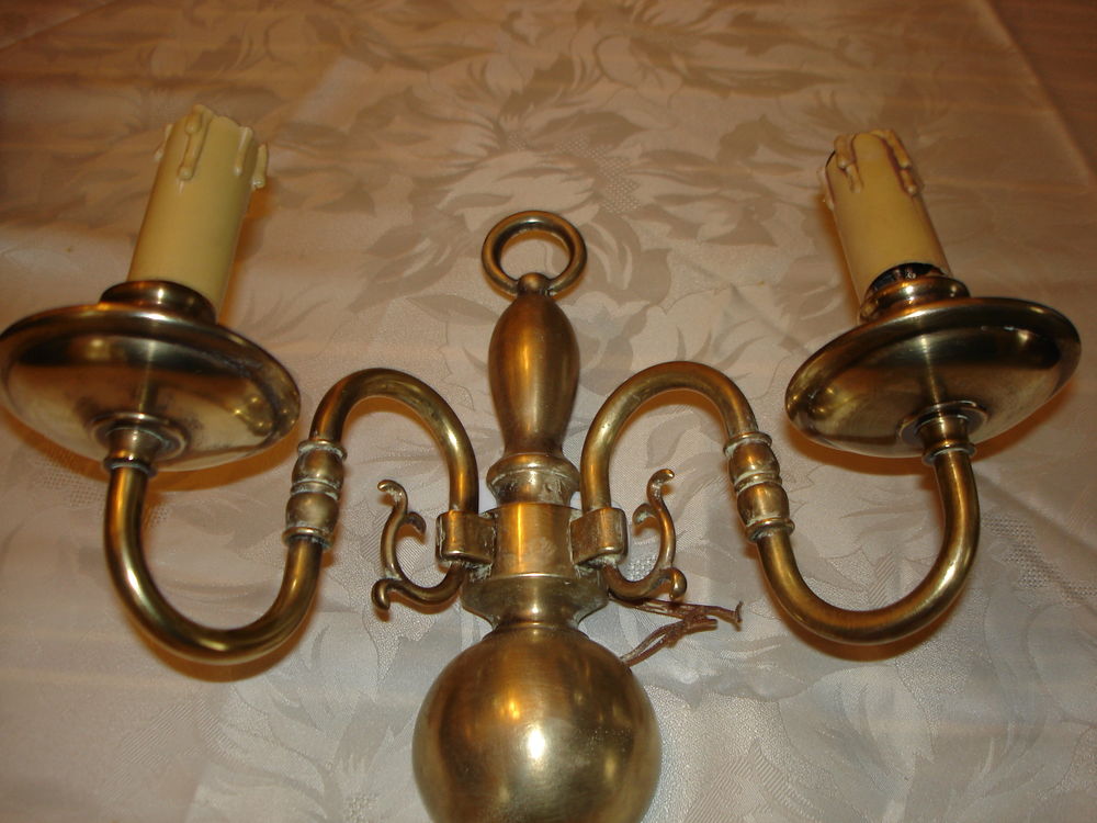 1 lot de 2 appliques electriques  d'int�rieur, style ancien 10 Saint-�milion (33)