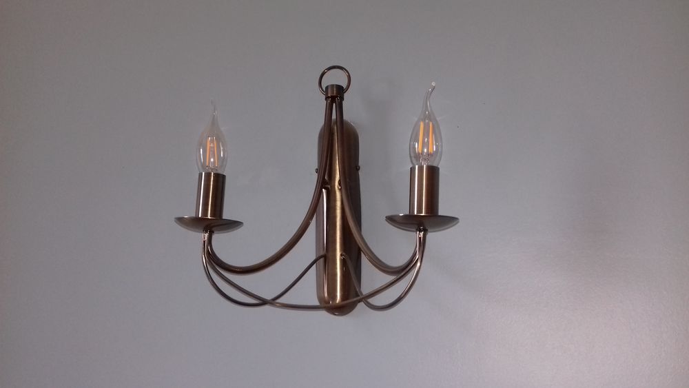 Appliques m�tal argent� satin� 40 L'Isle-sur-la-Sorgue (84)