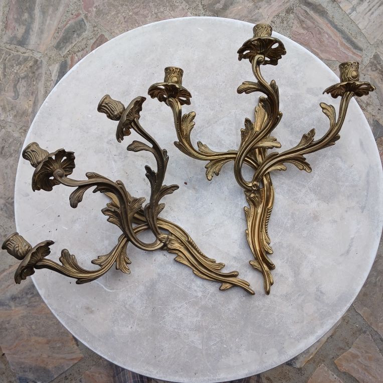 appliques murales anciennes 100 Vendeuvre-du-Poitou (86)