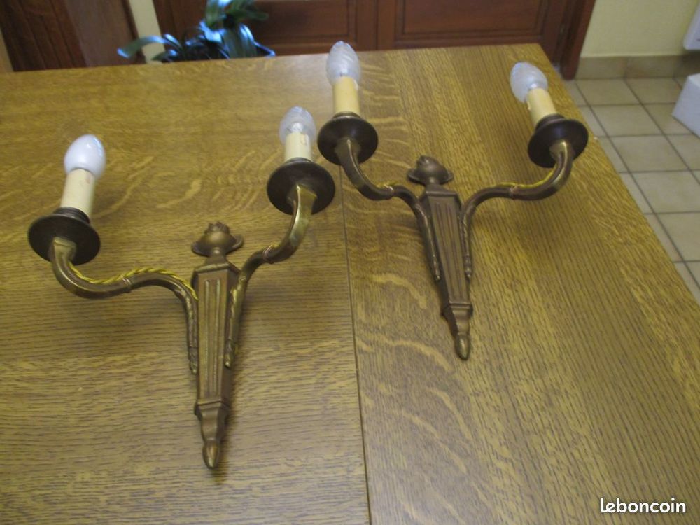 2 appliques murales en bronze en bon �tat de fonctionnement 9 M�rignies (59)