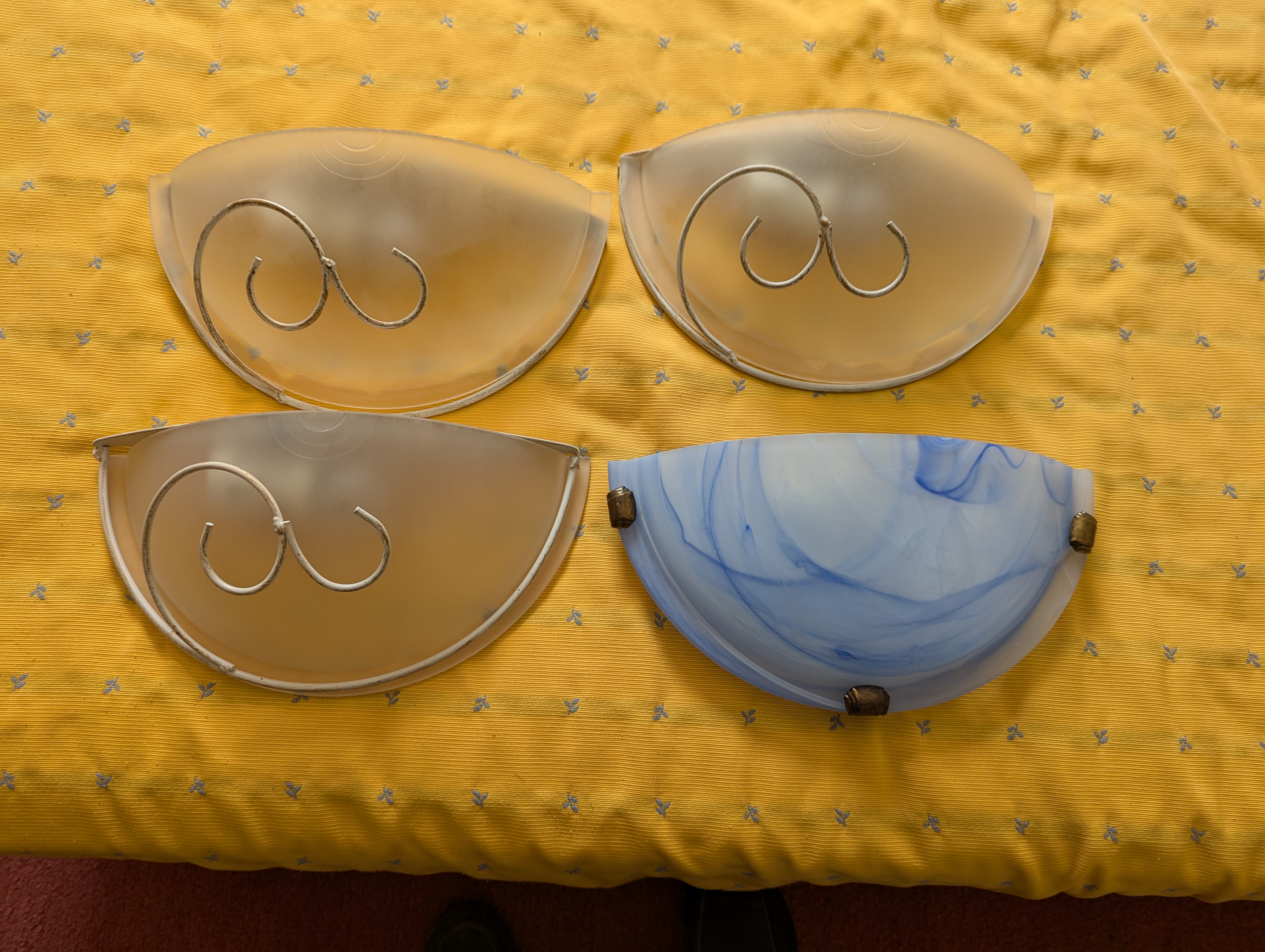 APPLIQUES MURALES
SALLE DE BAIN / CHAMBRE 30 Lavelanet (09)