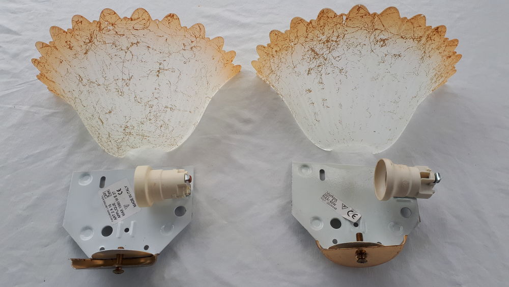 2 Appliques murales en verre 16 Montigny-Lencoup (77)