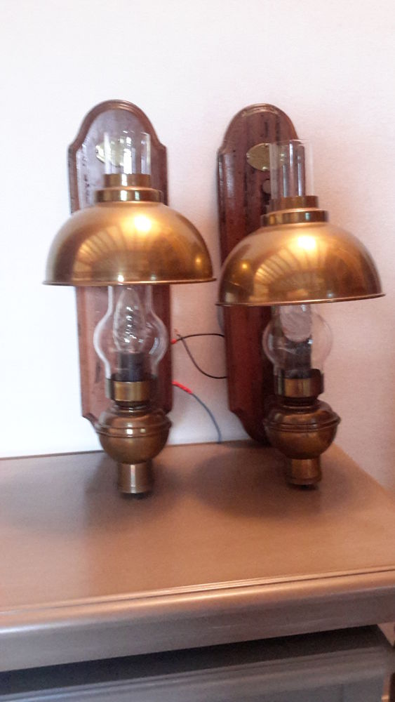 Appliques murales 50 L'Isle-d'Abeau (38)