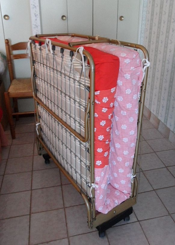 Lit d'Appoint Pliant Vintage Camping 1950 - 1970 60 Hyeres Plage (83)