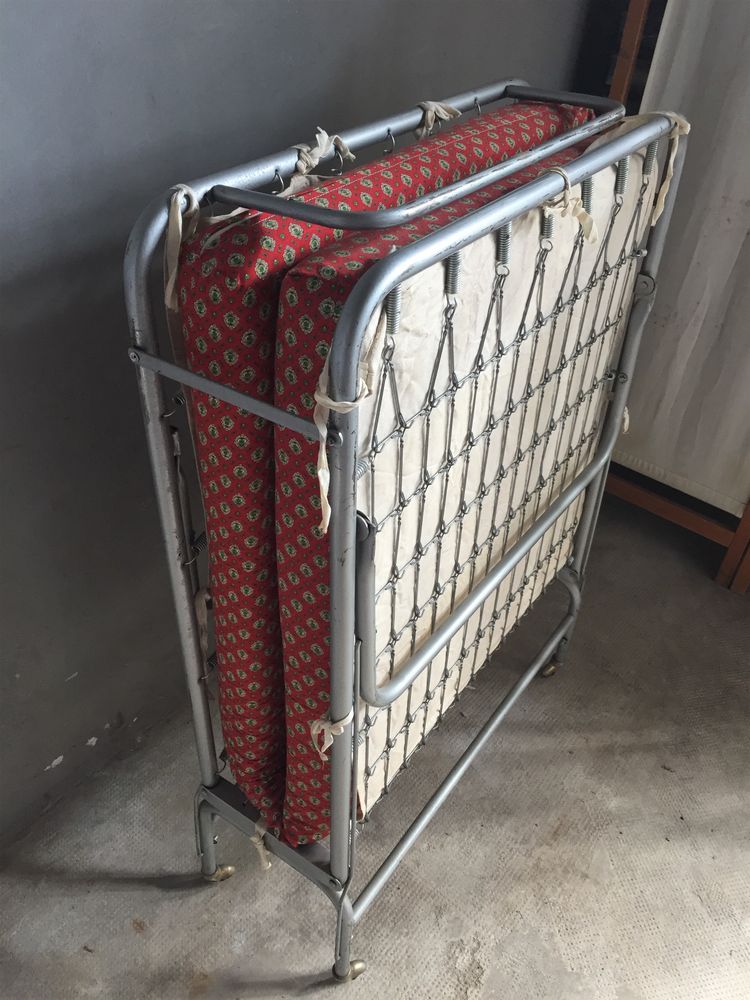LIT D'APPOINT PLIANT VINTAGE RETRO COUCHAGE 60 Hyeres Plage (83)