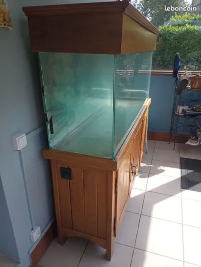 Aquarium 200 La Chapelle-Sou�f (61)