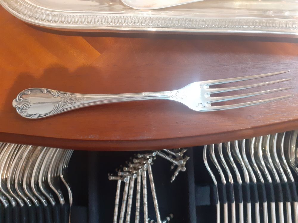 Argentier Christofle avec les couverts marly  m�tal argent� 2000 Saint-Antoine-d'Auberoche (24)