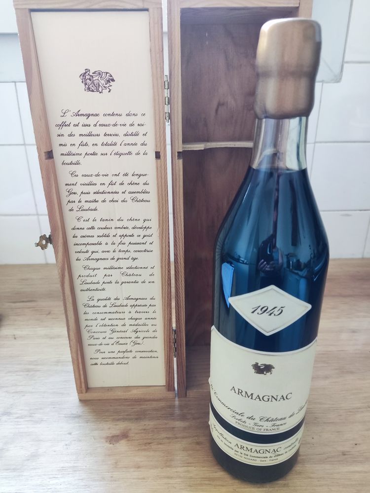 Bas Armagnac CHATEAU de laubade - Mill�sime 1945 800 Paris 15 (75)