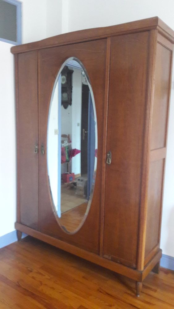 Armoire 1930 0 Nice (06)