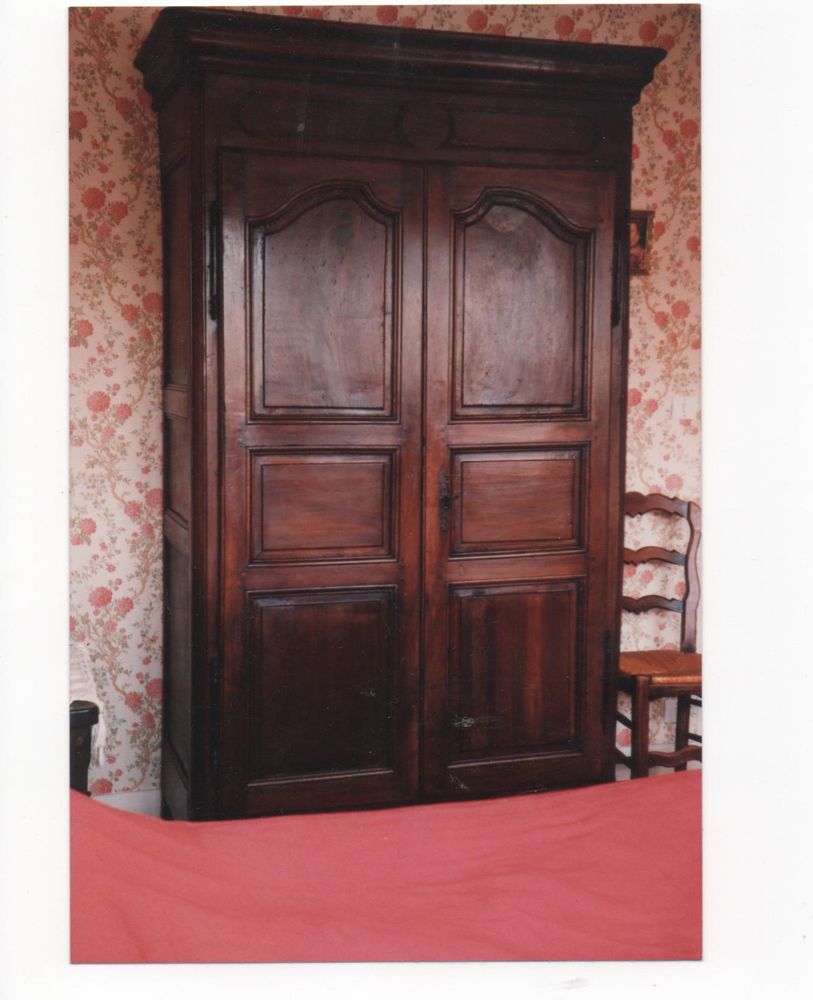 Armoires en merisier occasion en ÎledeFrance , annonces achat et