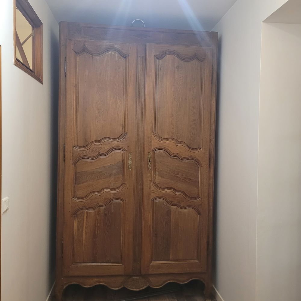 Armoire ancienne restaur�e 120 Bouzy (51)