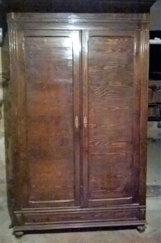 Achetez Armoire Ancienne Unique Collector Annonce Vente A Mons 83 Wb164985504