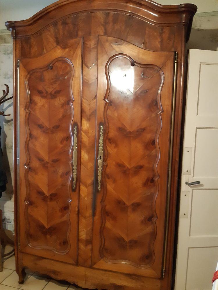 Achetez Armoire Ancienne Occasion Annonce Vente A La Guerche De Bretagne 35 Wb165076708