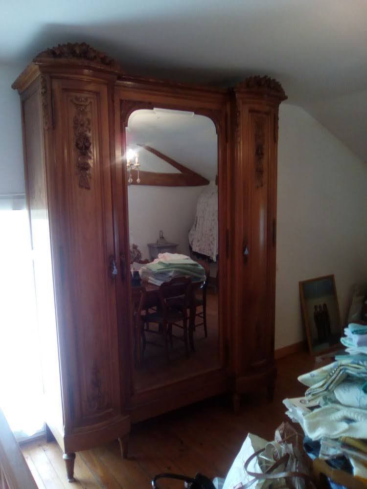 Armoire ancienne  480 Amberre (86)