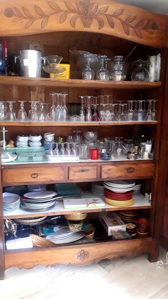 ARMOIRE ANCIENNE 1100 Mandelieu-la-Napoule (06)