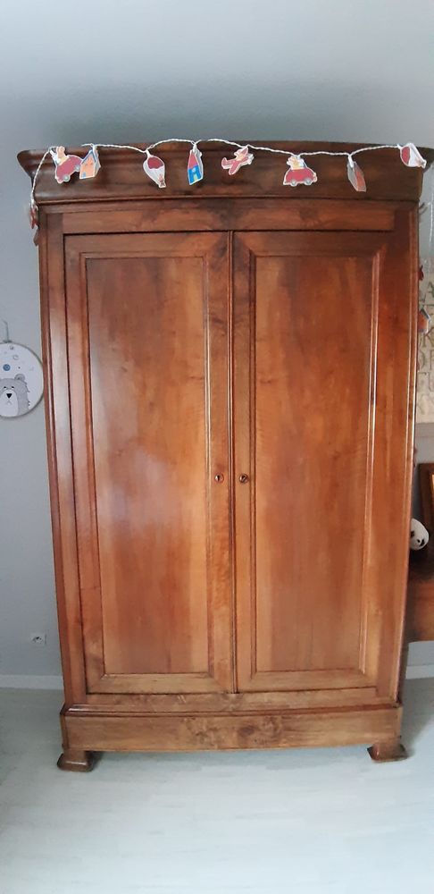 Armoire ancienne 100 Lion-sur-Mer (14)