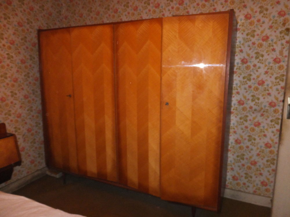 Armoire ann�es 50 50 Saint-S�ve (33)