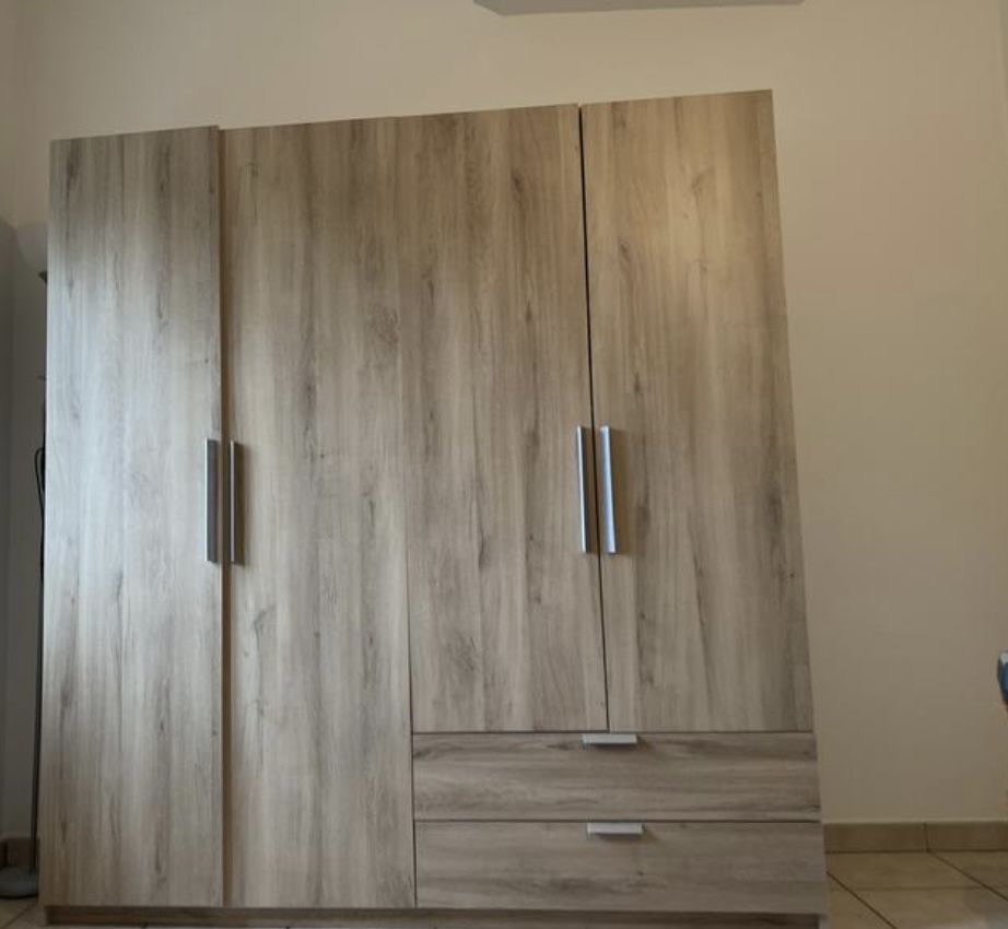 Armoire avec dressing et �tag�re 200 Villeneuve-sur-Lot (47)