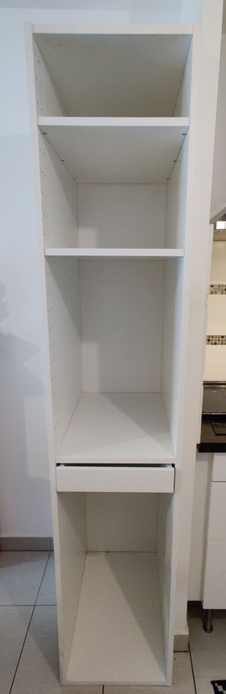 Armoire avec tablettes (colonne) 40 Palaiseau (91)