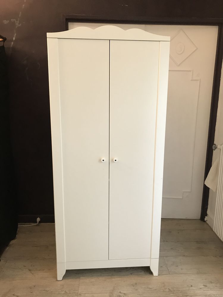 Achetez Armoire Bebe 2 Occasion Annonce Vente A Paris 75 Wb