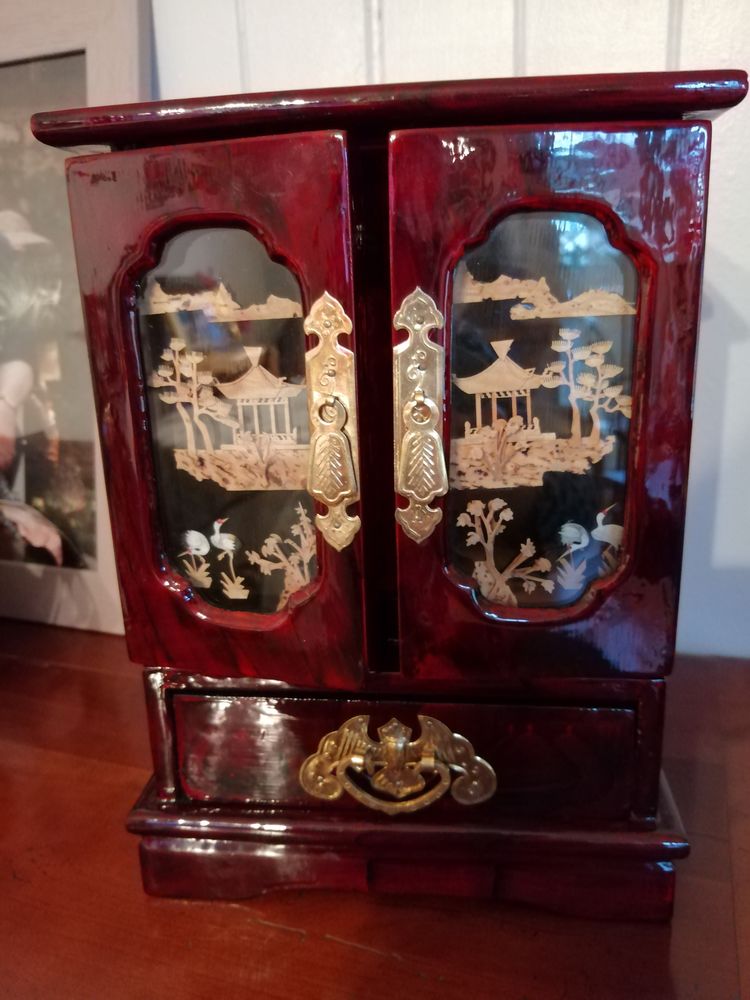 Armoire a bijoux 10 Carnoux-en-Provence (13)