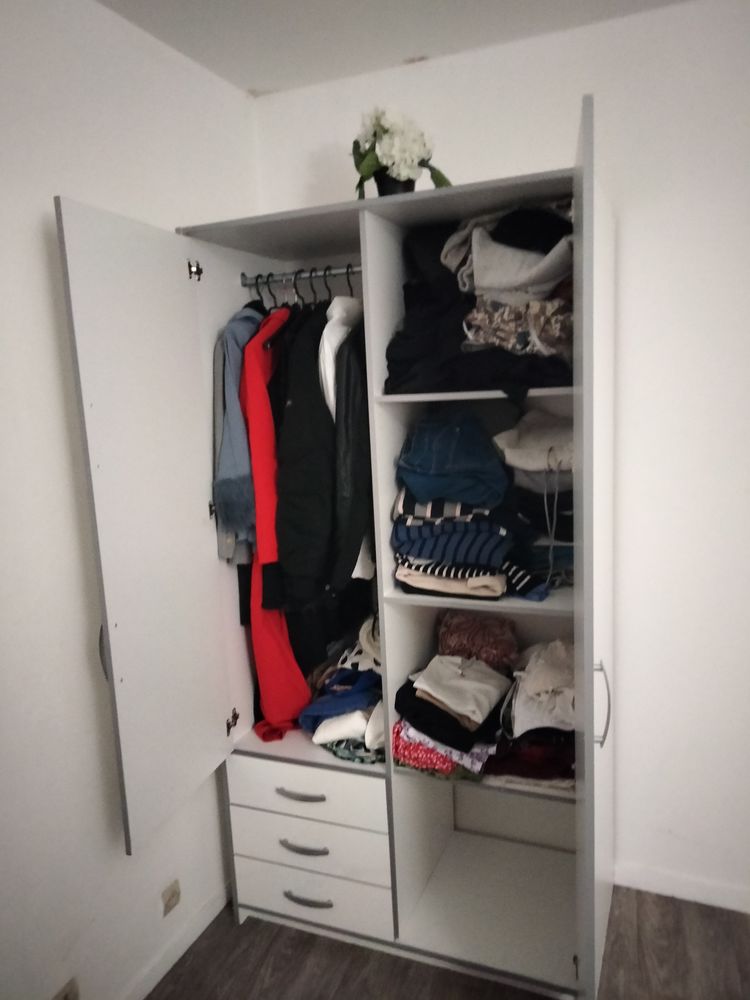 Armoire blanc gris avec miroir 90 Montigny-le-Bretonneux (78)