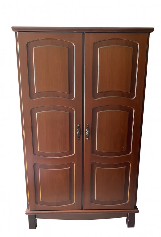 Armoire en bois massif ? style classique 80 Osny (95)