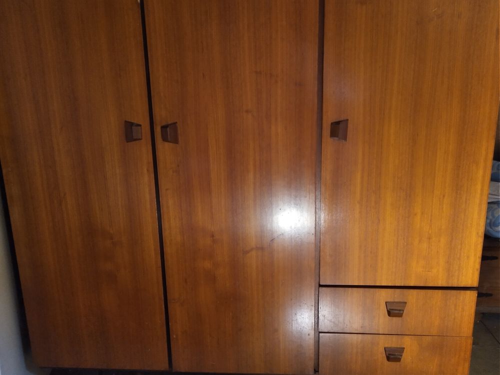 armoire en bois 0 Ferri�re-la-Grande (59)