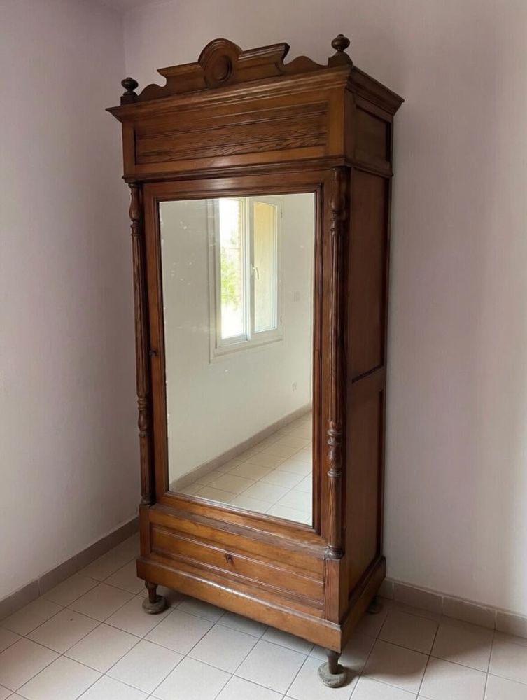 armoire bonneti�re style Henri II. 130 Saint-Lyphard (44)