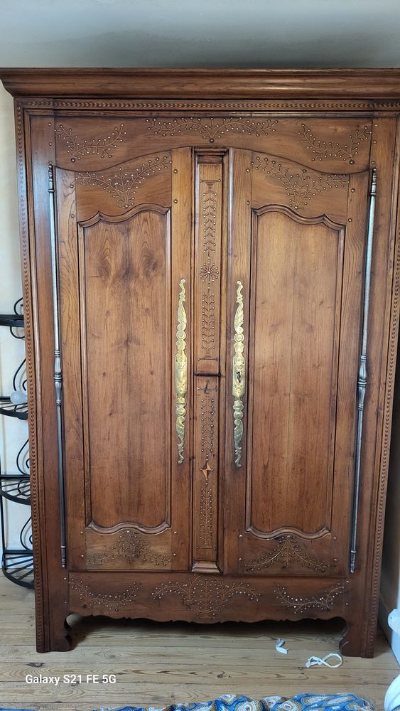 Armoire bretonne. 130 La Chapelle-sur-Erdre (44)