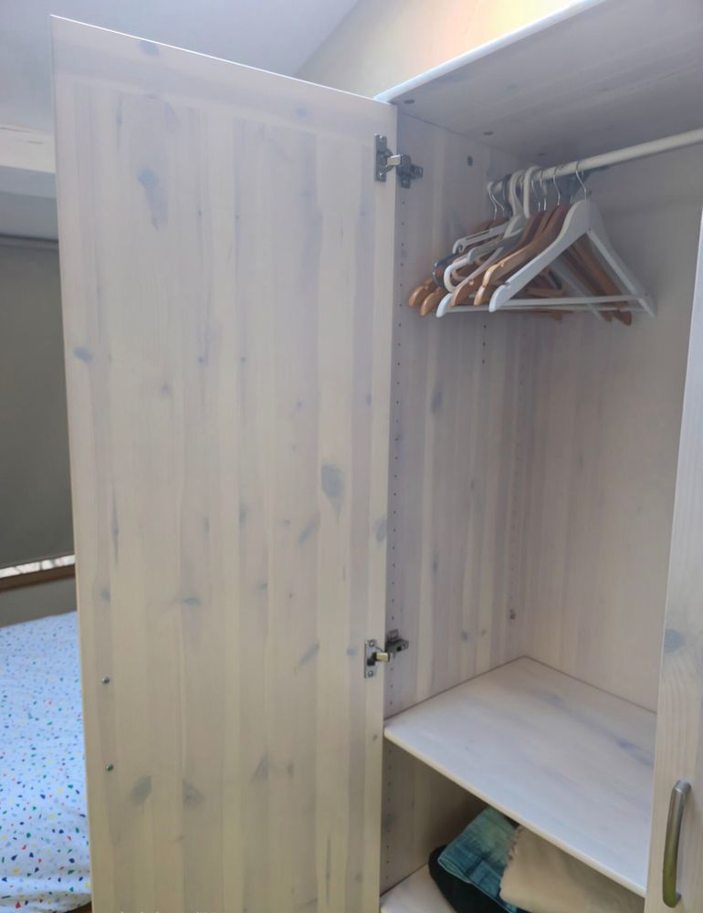 Armoire chambre enfant de marque FLEXA. 50 Nice (06)