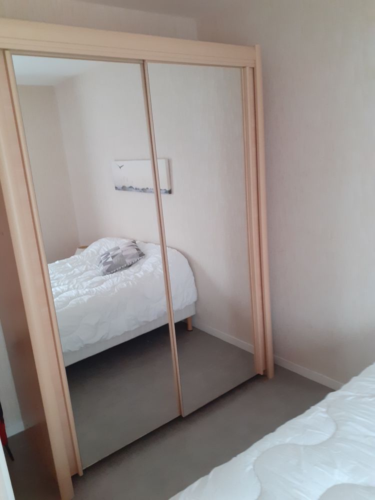 Armoire de chambre portes coulissantes avec miroir 159 Varennes-Vauzelles (58)