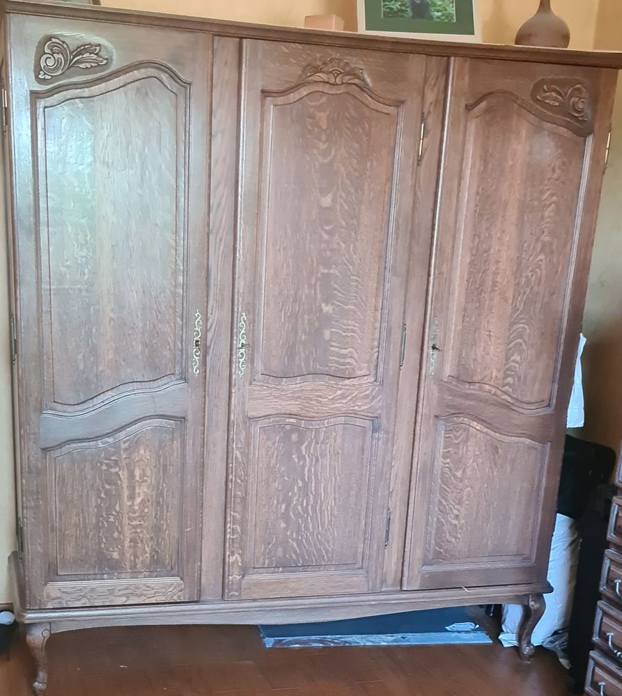 Armoire en ch�ne massif 150 Commercy (55)