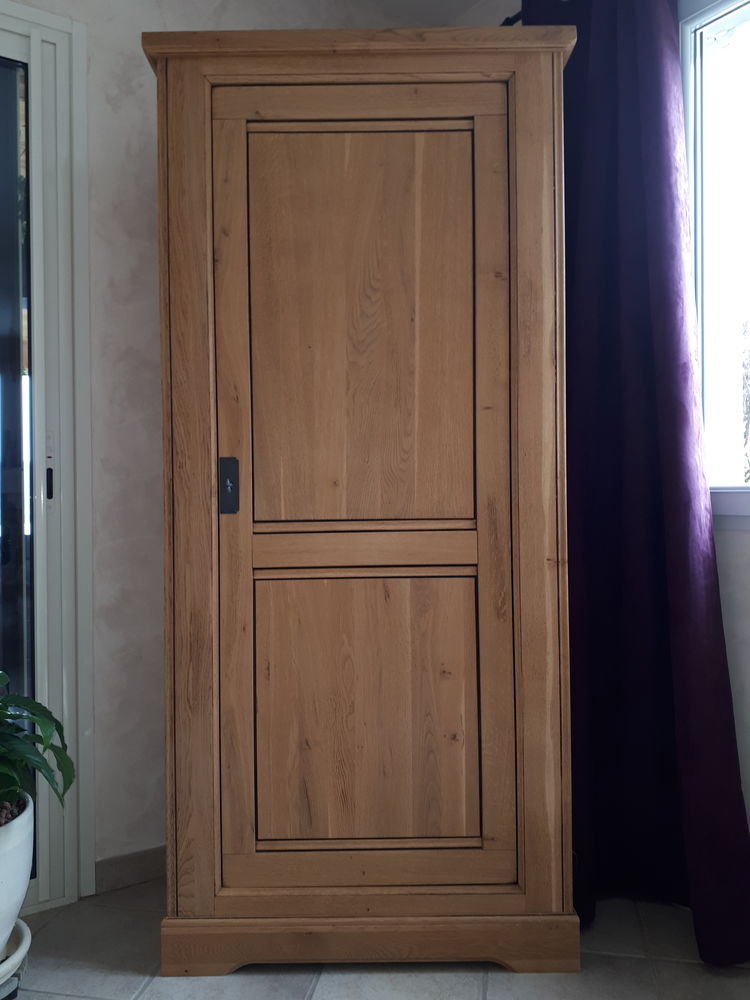 ARMOIRE CH�NE EN PARFAIT ETAT 180 Buissard (05)