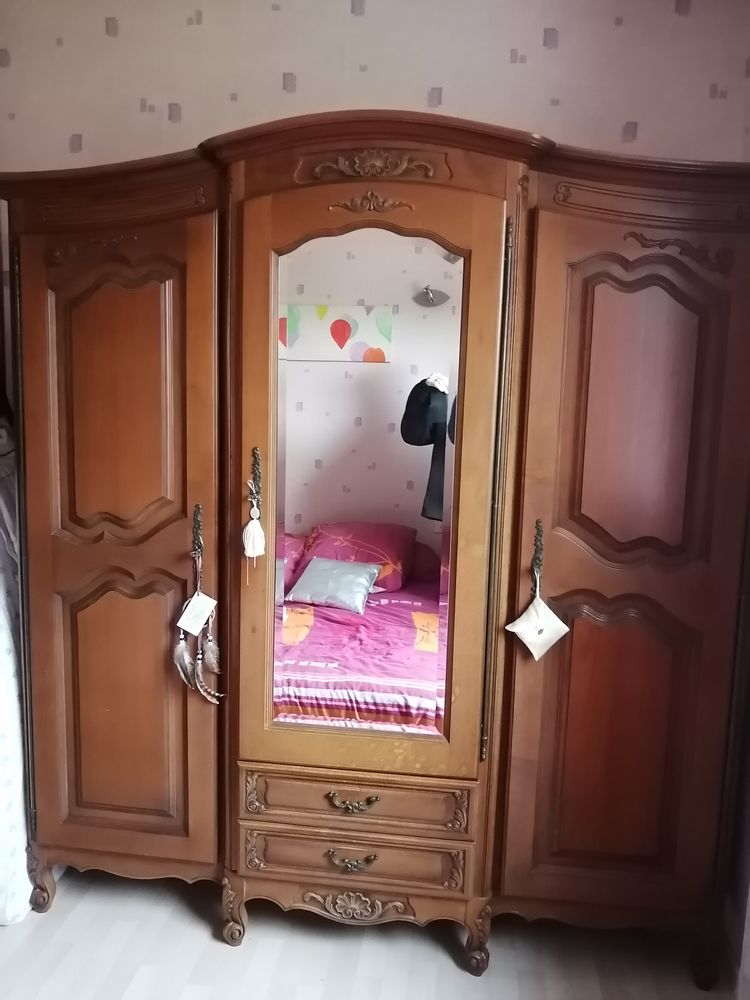 Armoire et 2 chevets en merisier massif 250 Fraisses (42)