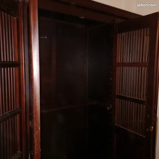 Armoire coloniale 150 Paris (75)